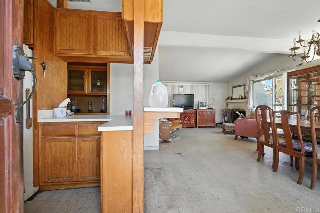 https://cdn.realtyfeed.com/cdn/127/306524041/7684a3f4731759512beea4c14dc568a3.webp
