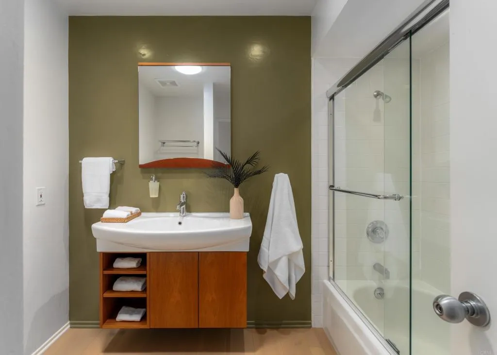 https://cdn.realtyfeed.com/cdn/127/306524094/7edfff7a08f29dee3572afda21253022.webp