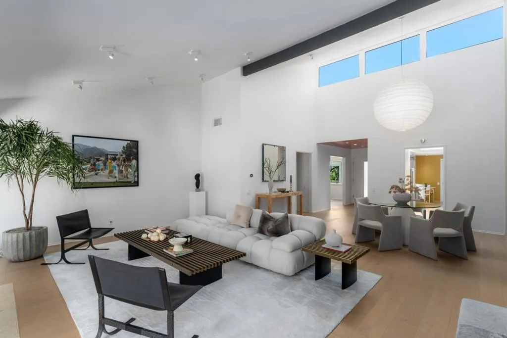 https://cdn.realtyfeed.com/cdn/127/306524094/d8bf3f5edb0f9265ed680cb0a1f7c1e3.webp