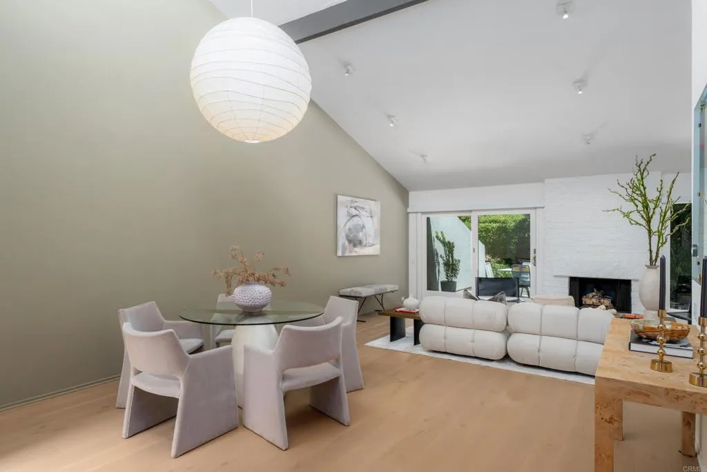 https://cdn.realtyfeed.com/cdn/127/306524094/ffb1fed45389d68efb2523933d54407b.webp