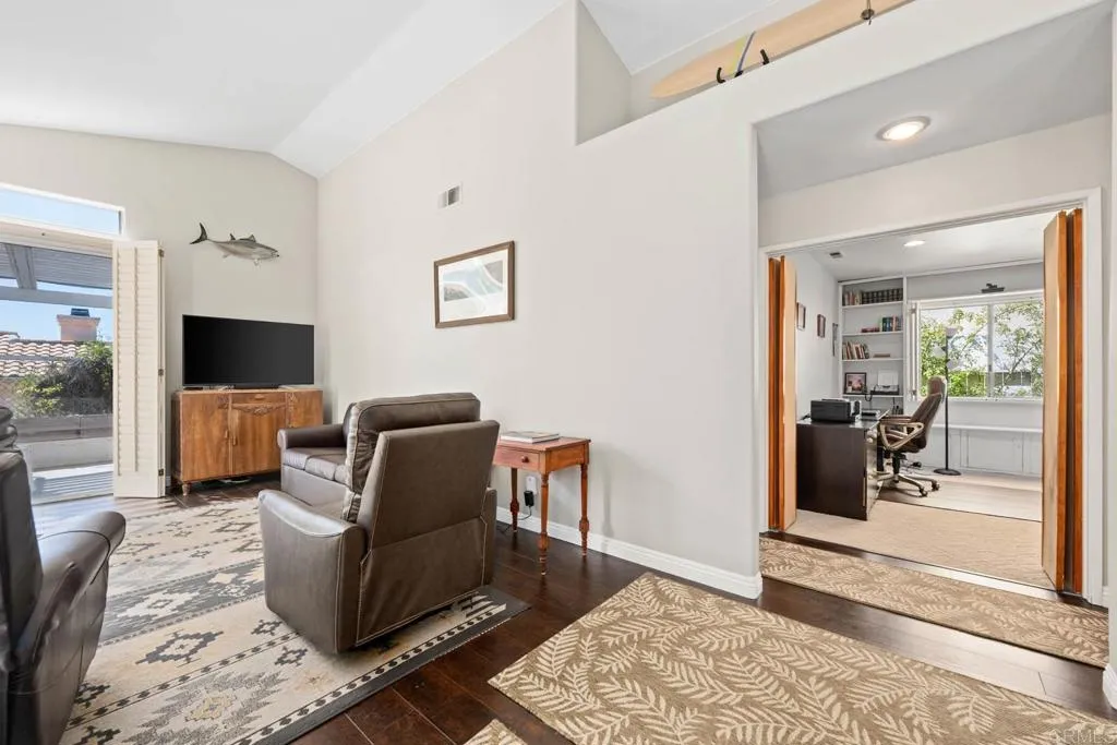 https://cdn.realtyfeed.com/cdn/127/306524097/f37a56e5806a23707870581969398c7b.webp