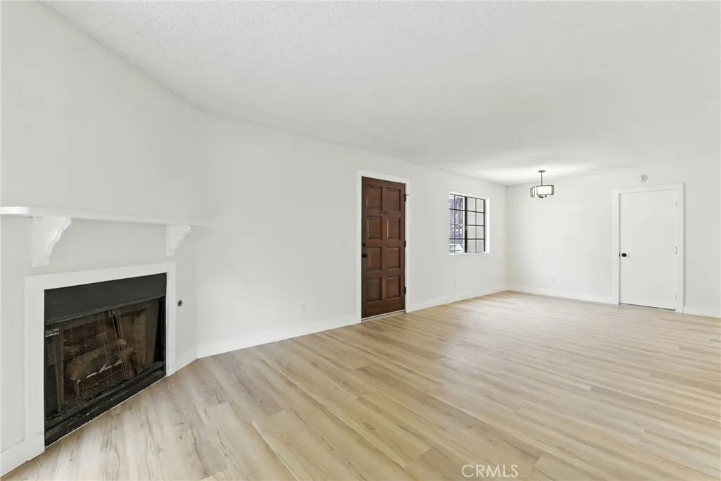 https://cdn.realtyfeed.com/cdn/127/306524098/9fcf514d6b7a10284a23521314803198.webp