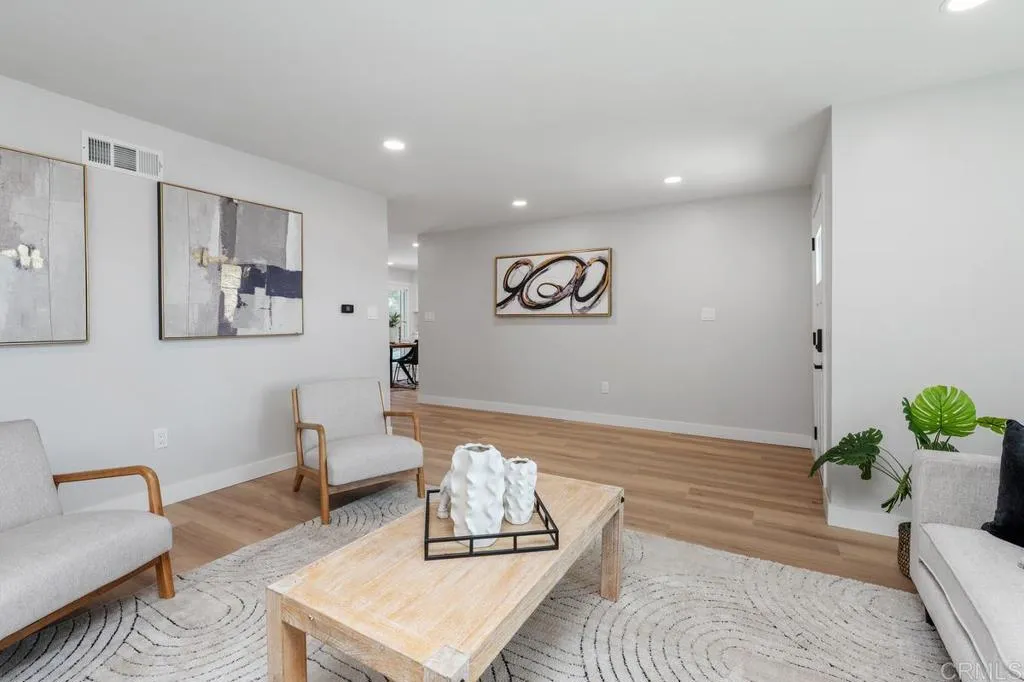 https://cdn.realtyfeed.com/cdn/127/306524099/68877925d19436c94092e254bcc1daa0.webp