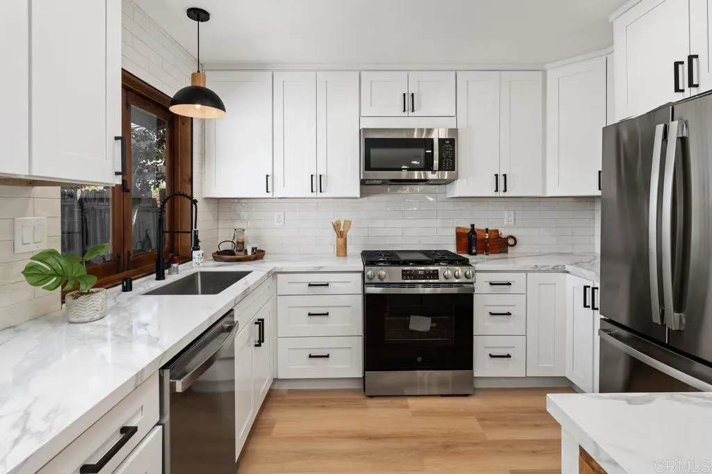 https://cdn.realtyfeed.com/cdn/127/306524099/e765debab466997c0855b1a480204b11.webp