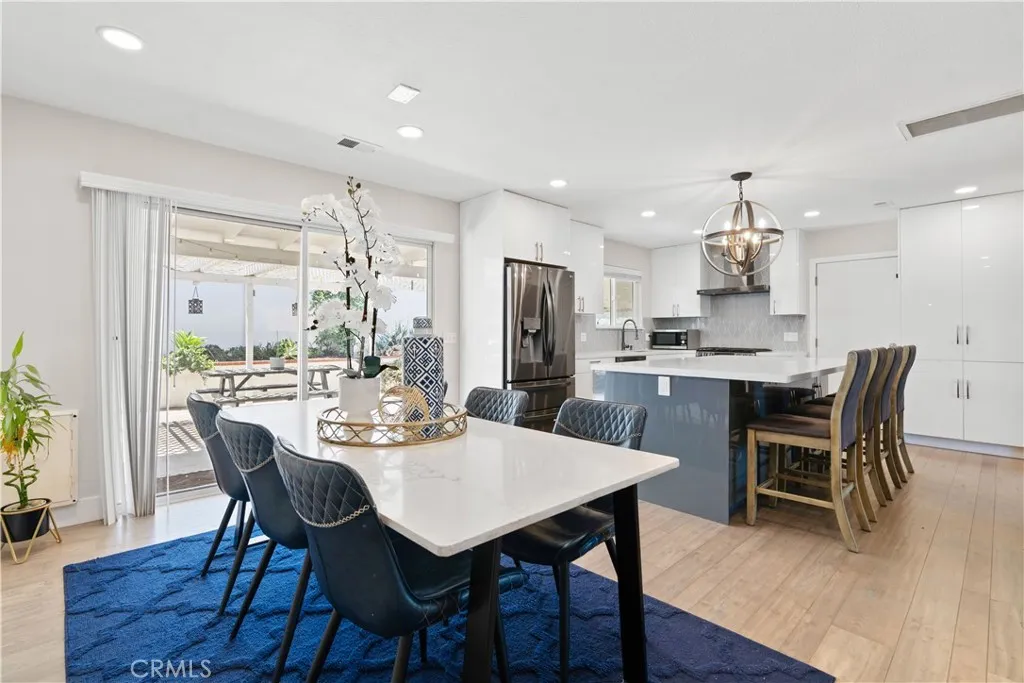 https://cdn.realtyfeed.com/cdn/127/306524114/ac25d59b7cbc26f8a02b9e2685daa463.webp