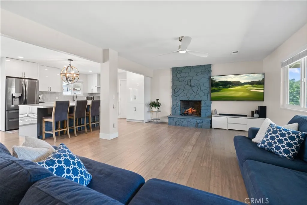 https://cdn.realtyfeed.com/cdn/127/306524114/c82ab9ae1ba05fec6d61ecdc413cef2e.webp