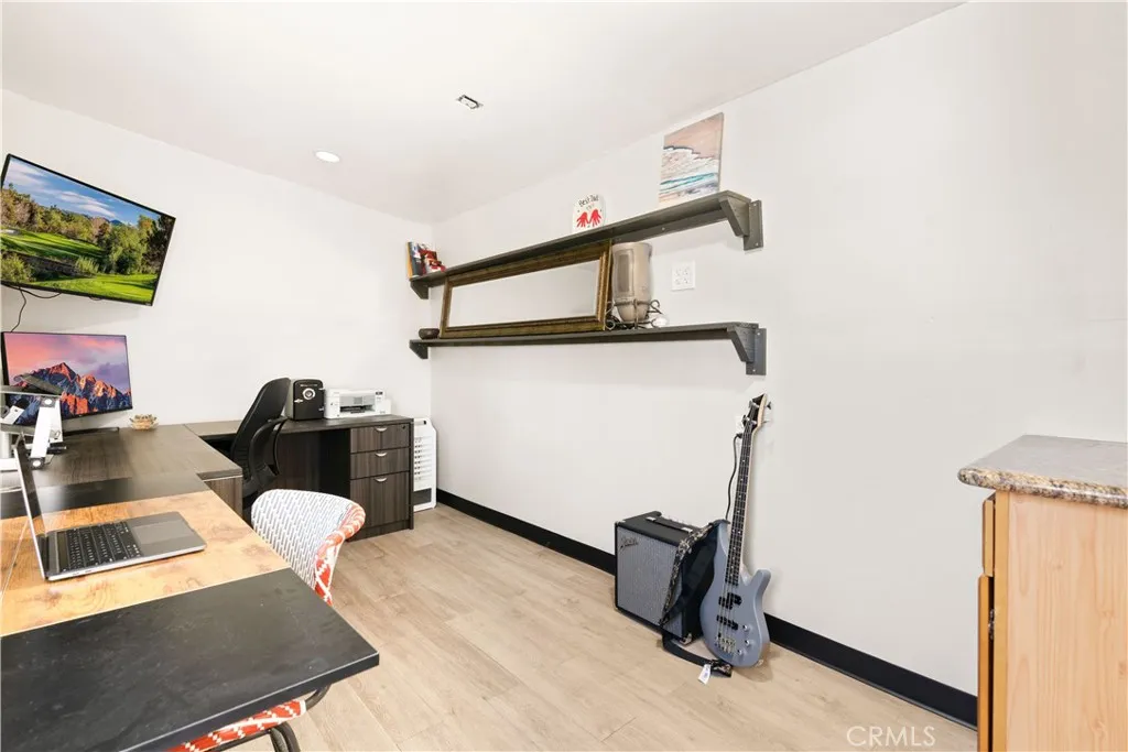https://cdn.realtyfeed.com/cdn/127/306524114/d7c2bd8abedf91a9373351345bf1b65e.webp