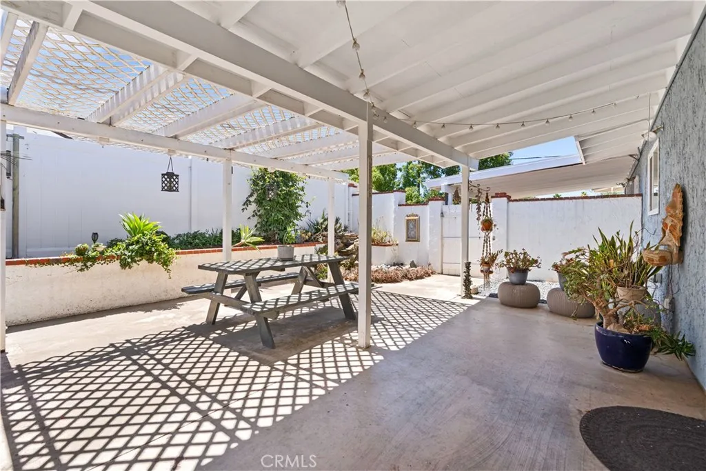 https://cdn.realtyfeed.com/cdn/127/306524114/ead6e3ea550f286a448a4e1b21e4bbe0.webp