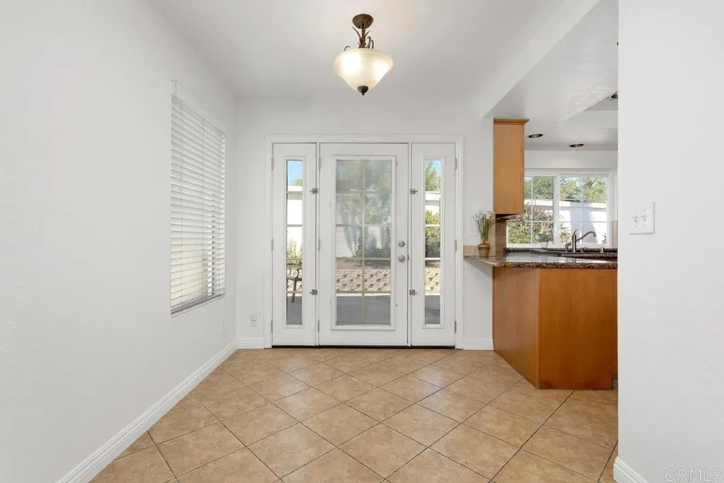 https://cdn.realtyfeed.com/cdn/127/306524128/07b9d6d073a721f0757bbcc82165bcf7.webp