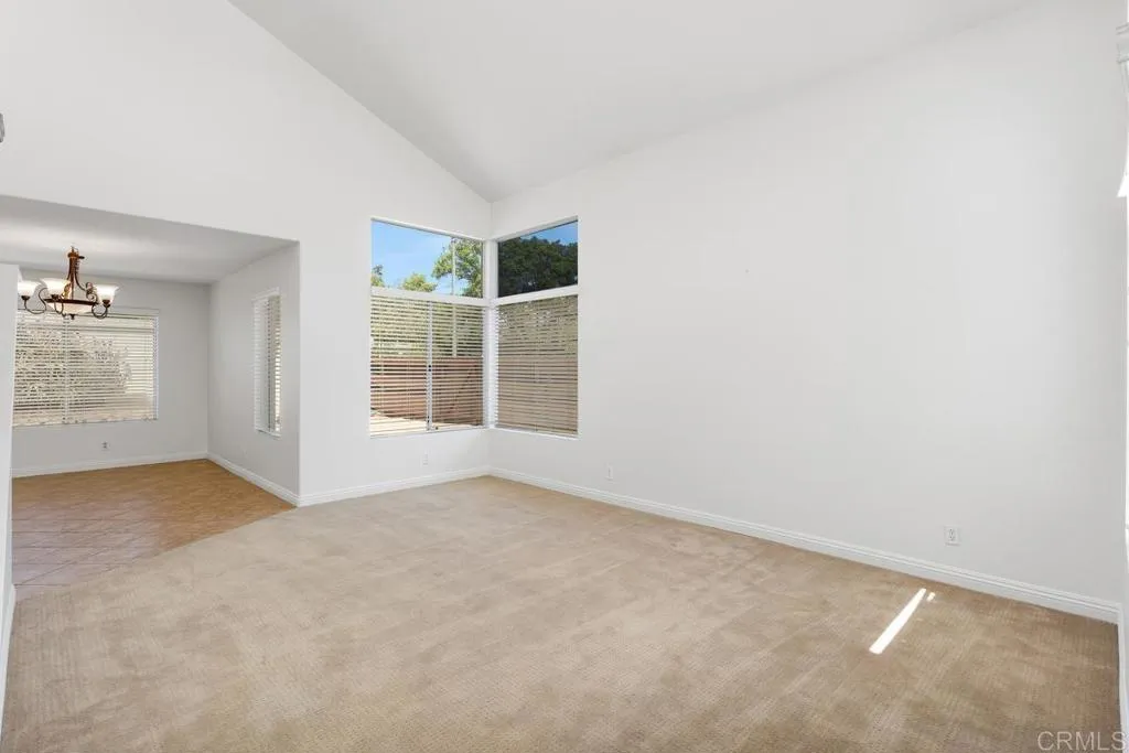 https://cdn.realtyfeed.com/cdn/127/306524128/47ecd92b0fe9d9b769616d4727f7fb29.webp