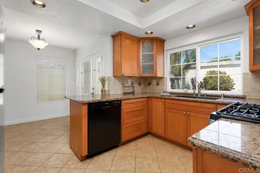 https://cdn.realtyfeed.com/cdn/127/306524128/8121f2d3d6d0af742875c1fcd9525627.webp