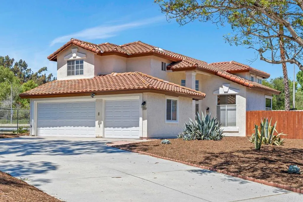 https://cdn.realtyfeed.com/cdn/127/306524128/afbac9e79875631c5865d6045b15ca36.webp