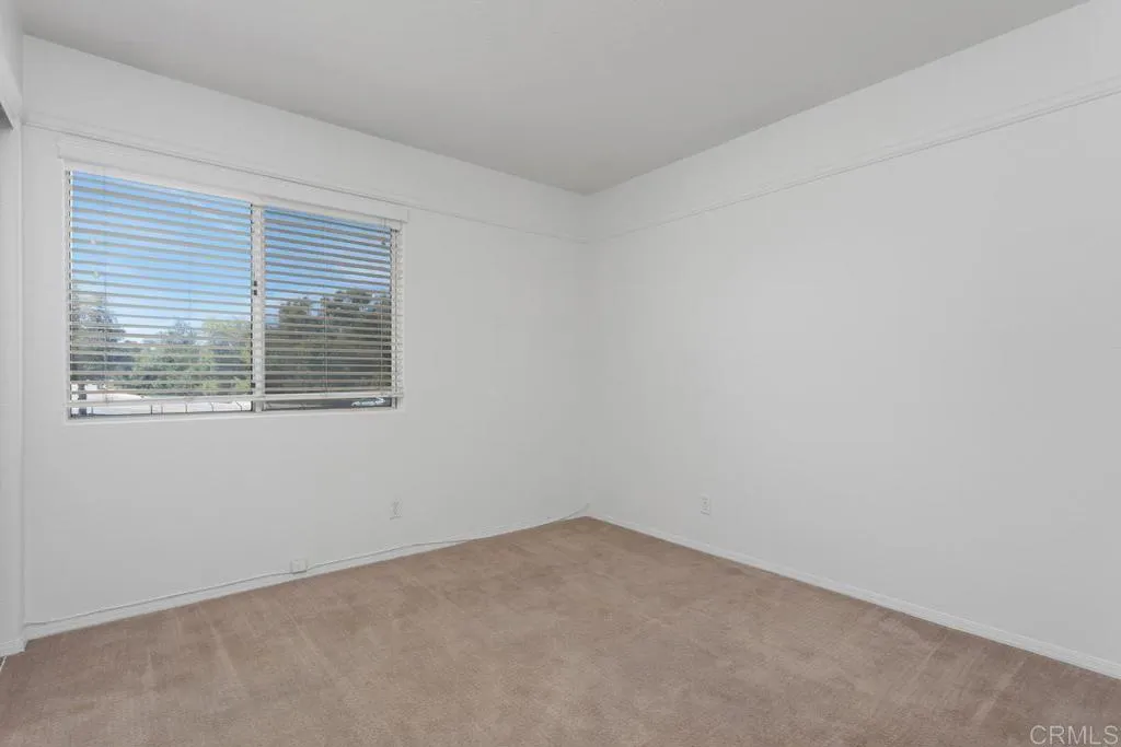 https://cdn.realtyfeed.com/cdn/127/306524128/b22ec17a2b7c3ad1ea56d939d4fbb81e.webp