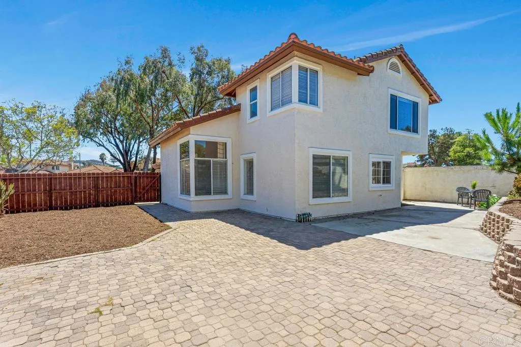https://cdn.realtyfeed.com/cdn/127/306524128/fe7bb39d8cc17f347ca7e01f4ca617e2.webp