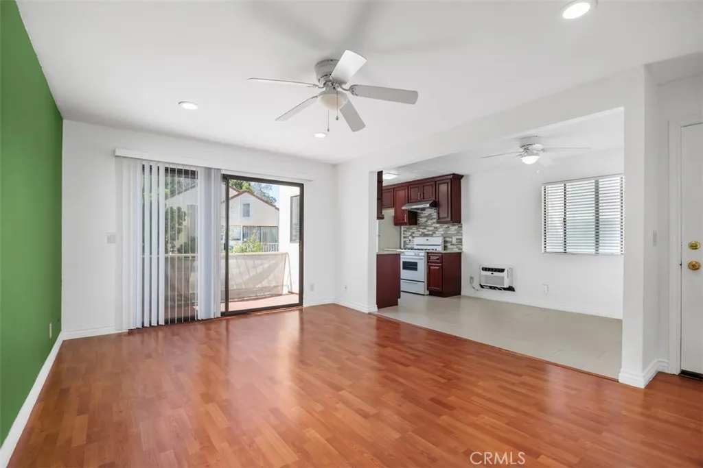 Photo #3: OC25176842 Listing 