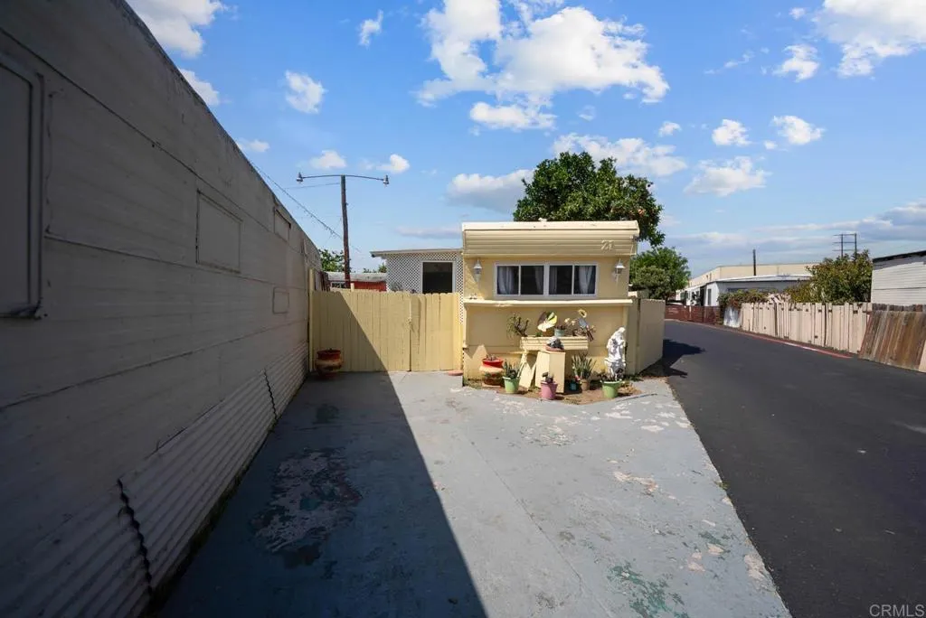 https://cdn.realtyfeed.com/cdn/127/306524245/20c9b4da10601ace85985457380ddb0b.webp