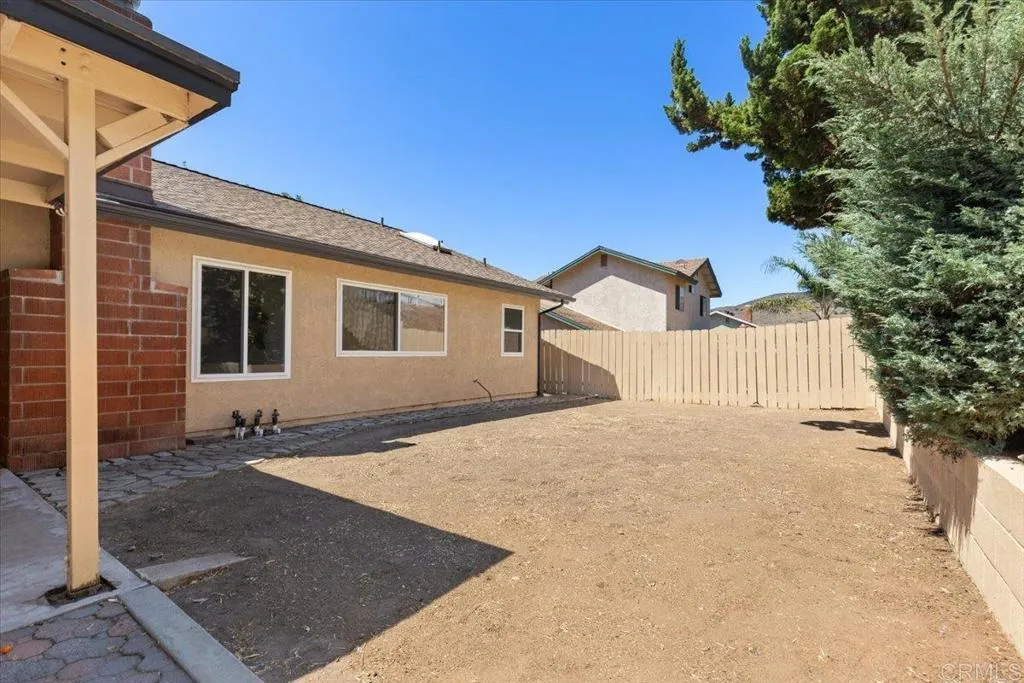 https://cdn.realtyfeed.com/cdn/127/306524256/426f3f069fac2bf22fe5b56ad45d649b.webp