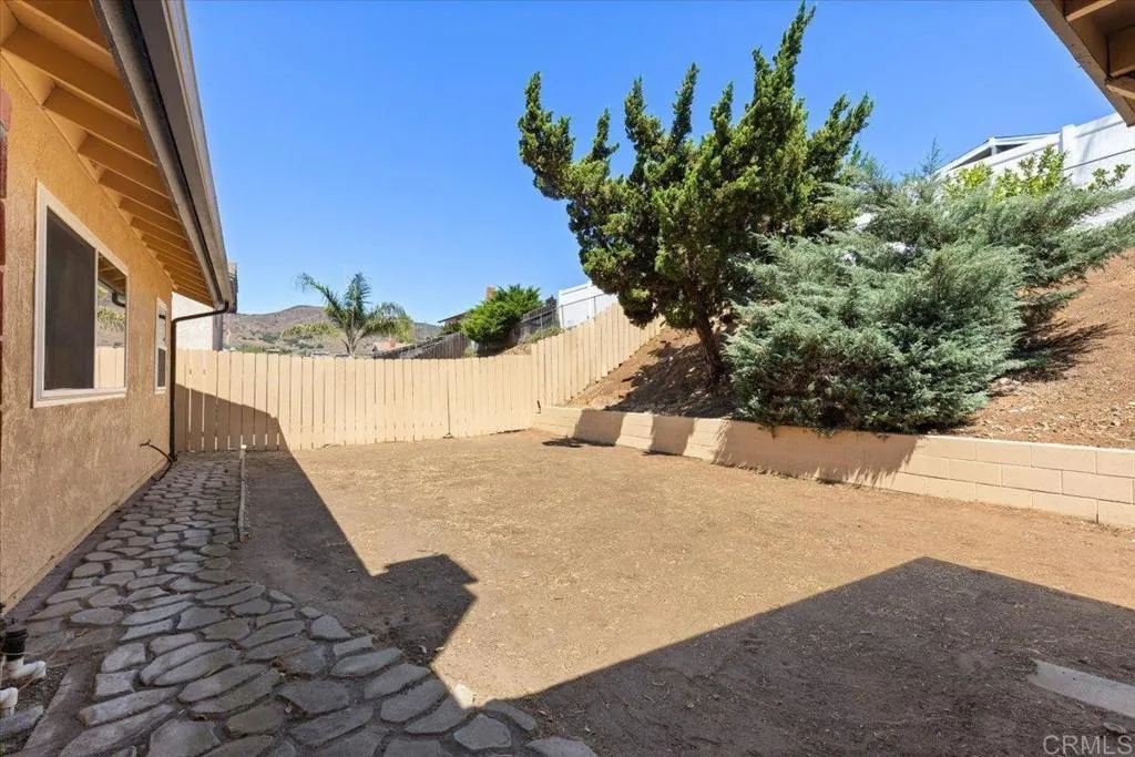 https://cdn.realtyfeed.com/cdn/127/306524256/ba6b97a3781621f1cd58343213344a3b.webp