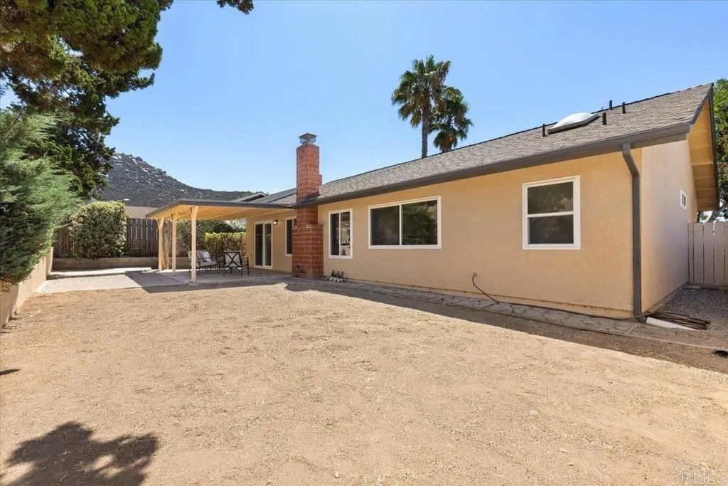 https://cdn.realtyfeed.com/cdn/127/306524256/edce3b0763f850efa479f0bfa15c0352.webp