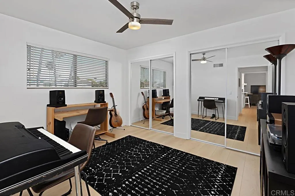 https://cdn.realtyfeed.com/cdn/127/306524260/2b8032a6f99d1ddd7f19715297055441.webp