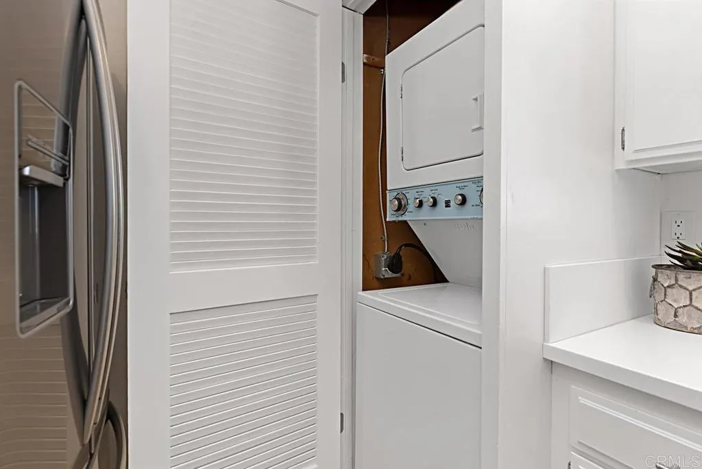 https://cdn.realtyfeed.com/cdn/127/306524260/3e4abcead5cf14d740f5ef131e0e1215.webp