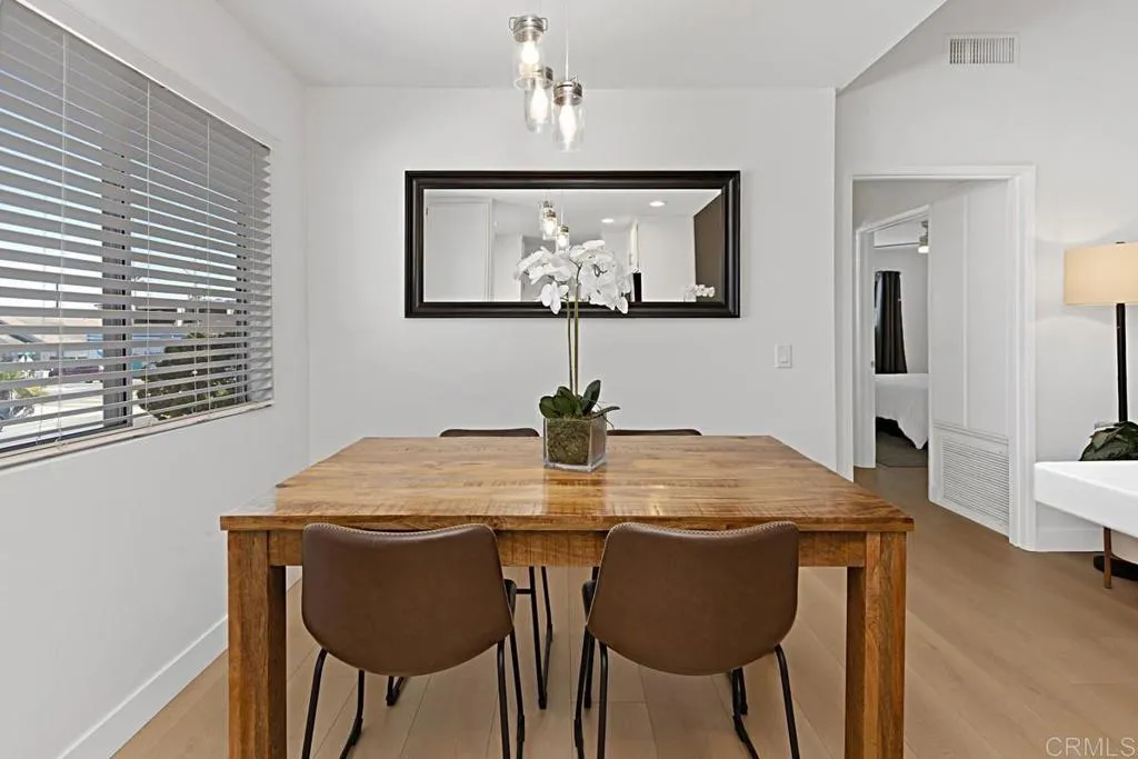 https://cdn.realtyfeed.com/cdn/127/306524260/d57aee7c131f27b1f1416af8fa7556cb.webp