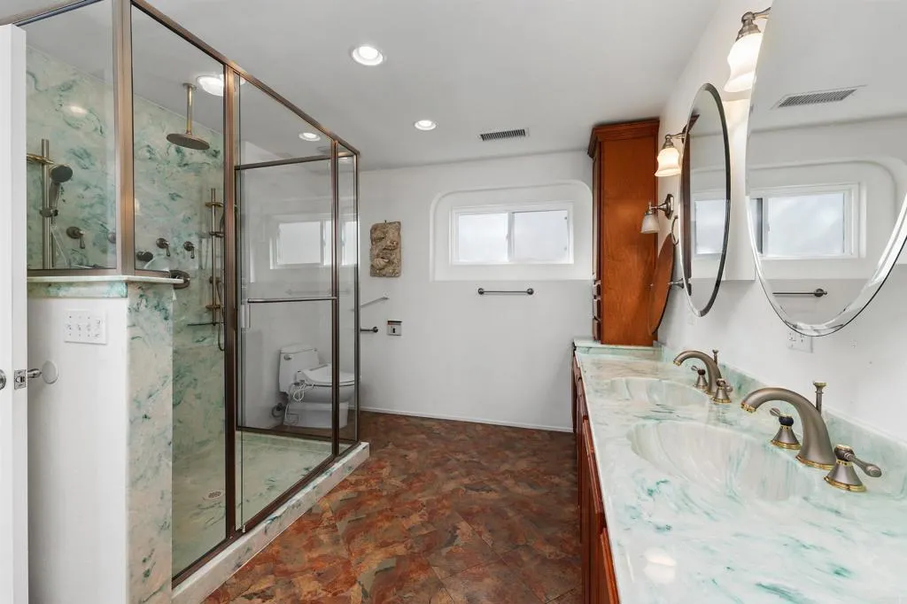 https://cdn.realtyfeed.com/cdn/127/306524263/fc650db1d1a5799f2e121e01015730b1.webp