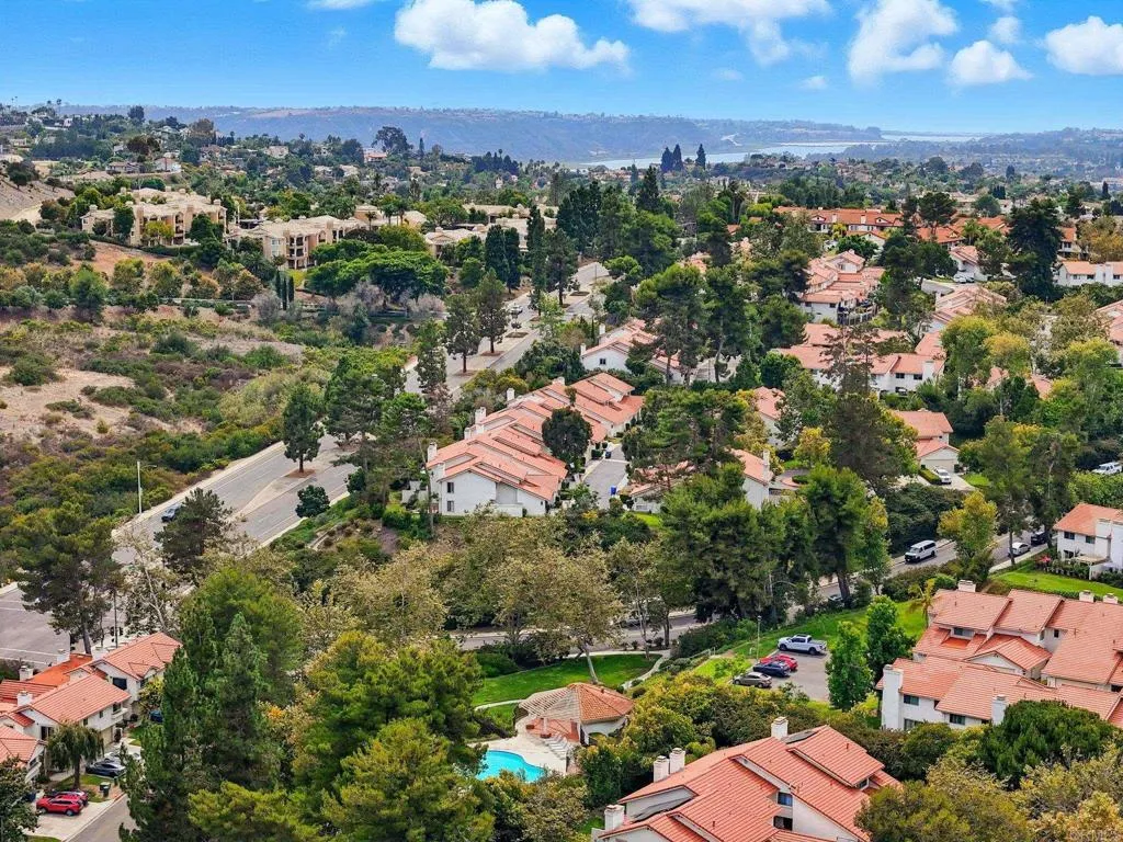 https://cdn.realtyfeed.com/cdn/127/306524327/c6bb5aaffacee18b7e43071b179c05d7.webp