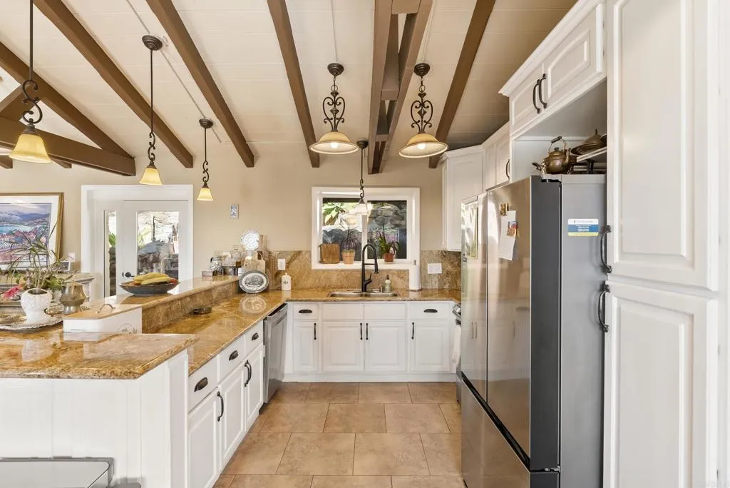 https://cdn.realtyfeed.com/cdn/127/306524331/05fdb5900bfbd93de544b82f168a16eb.webp