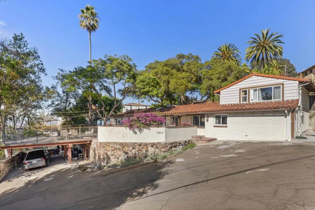 https://cdn.realtyfeed.com/cdn/127/306524331/0ee6c06214fcf2b09bdaeb9e382c0e9e.webp