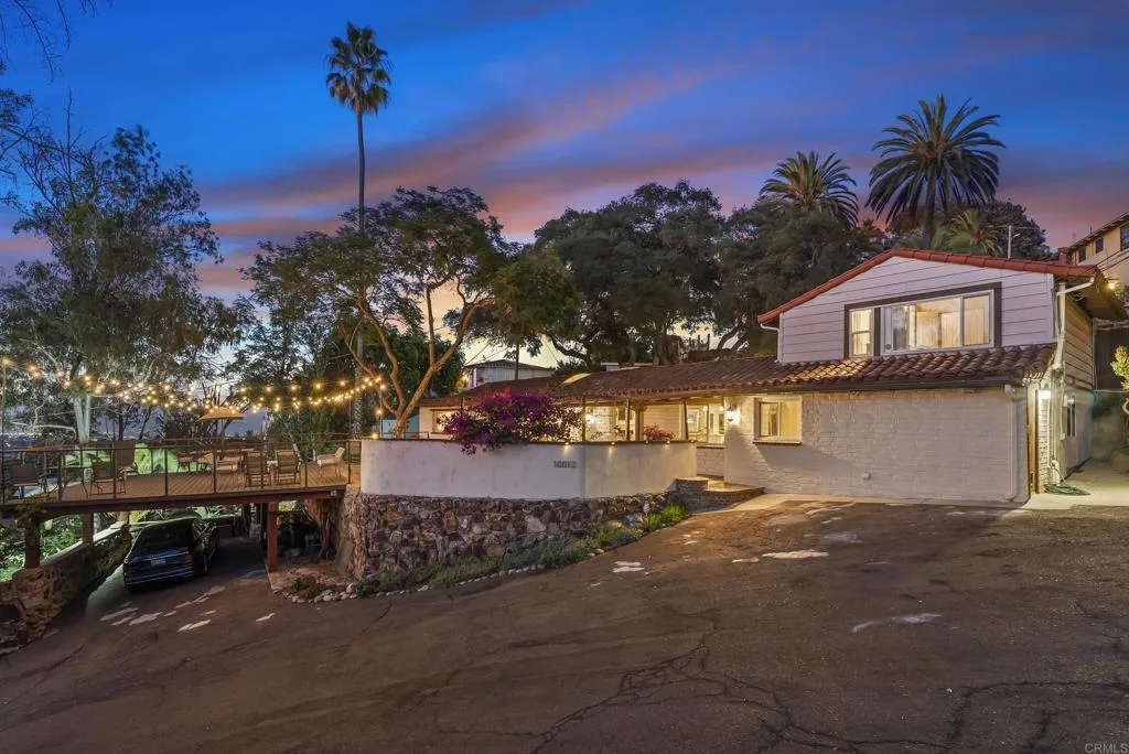https://cdn.realtyfeed.com/cdn/127/306524331/1b18dd21f4e81b17a010b3a063f701ee.webp