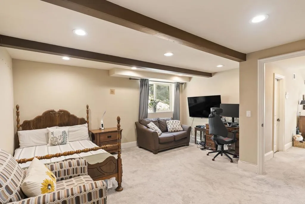 https://cdn.realtyfeed.com/cdn/127/306524331/1f7c81e496fcc77b3ee6888b48e9c29b.webp