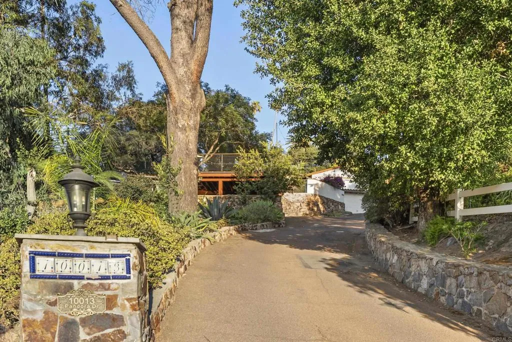 https://cdn.realtyfeed.com/cdn/127/306524331/1f8bad814dba12e1dbd83025c586a6b6.webp