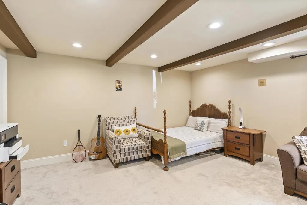 https://cdn.realtyfeed.com/cdn/127/306524331/22b8c631754595e9e14efb31649ddaf6.webp