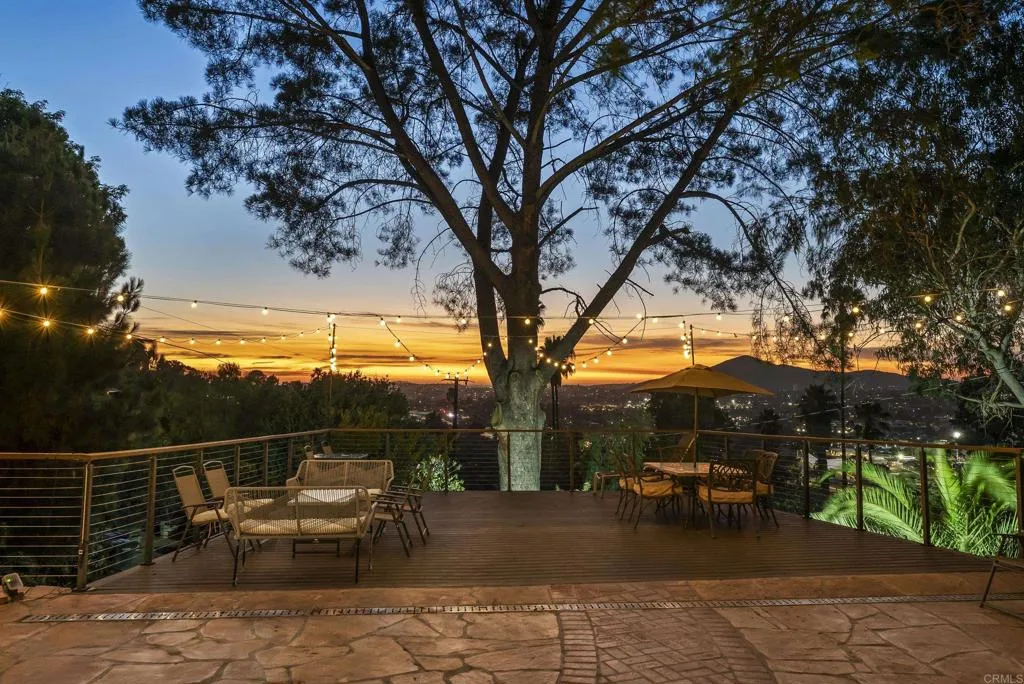 https://cdn.realtyfeed.com/cdn/127/306524331/2d9d35c10282cff12a3e4da8ced4957d.webp