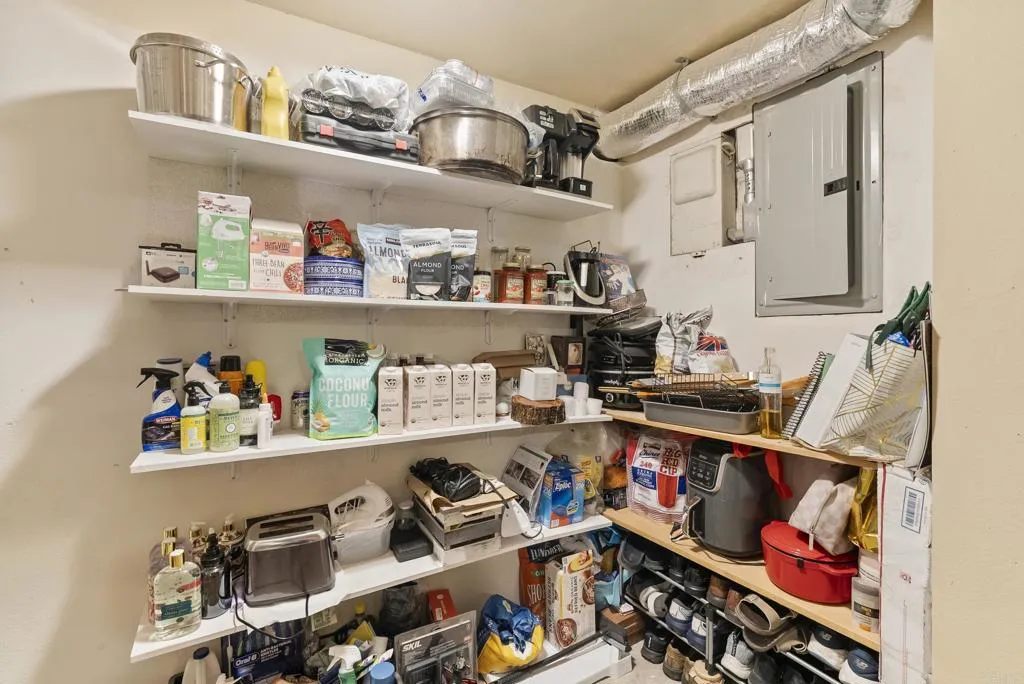 https://cdn.realtyfeed.com/cdn/127/306524331/5c4906cfea388b8fe17ace3b76ee0904.webp