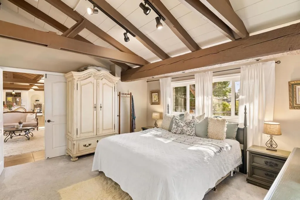 https://cdn.realtyfeed.com/cdn/127/306524331/c6c0ca15648e991da9b0e6ee63bb73cd.webp