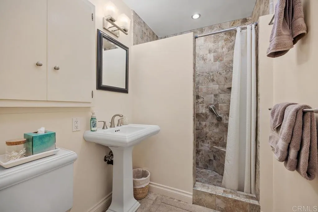 https://cdn.realtyfeed.com/cdn/127/306524333/745154567583bdf3cb876e21bf4f7dd1.webp