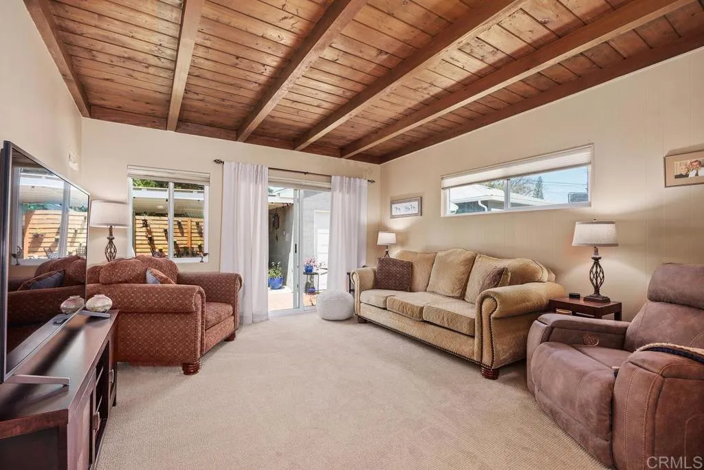 https://cdn.realtyfeed.com/cdn/127/306524333/e8157dd723504bfd52b5d31440e8c0f1.webp
