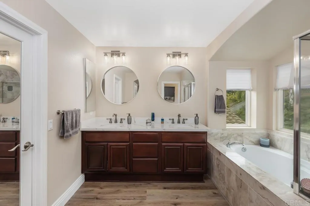 https://cdn.realtyfeed.com/cdn/127/306524343/513fe2335b937b51ab268b27fc333a3a.webp