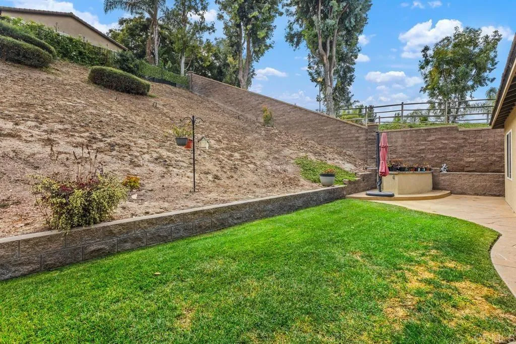 https://cdn.realtyfeed.com/cdn/127/306524343/86de9a833bf92c048a49647273d3a31e.webp