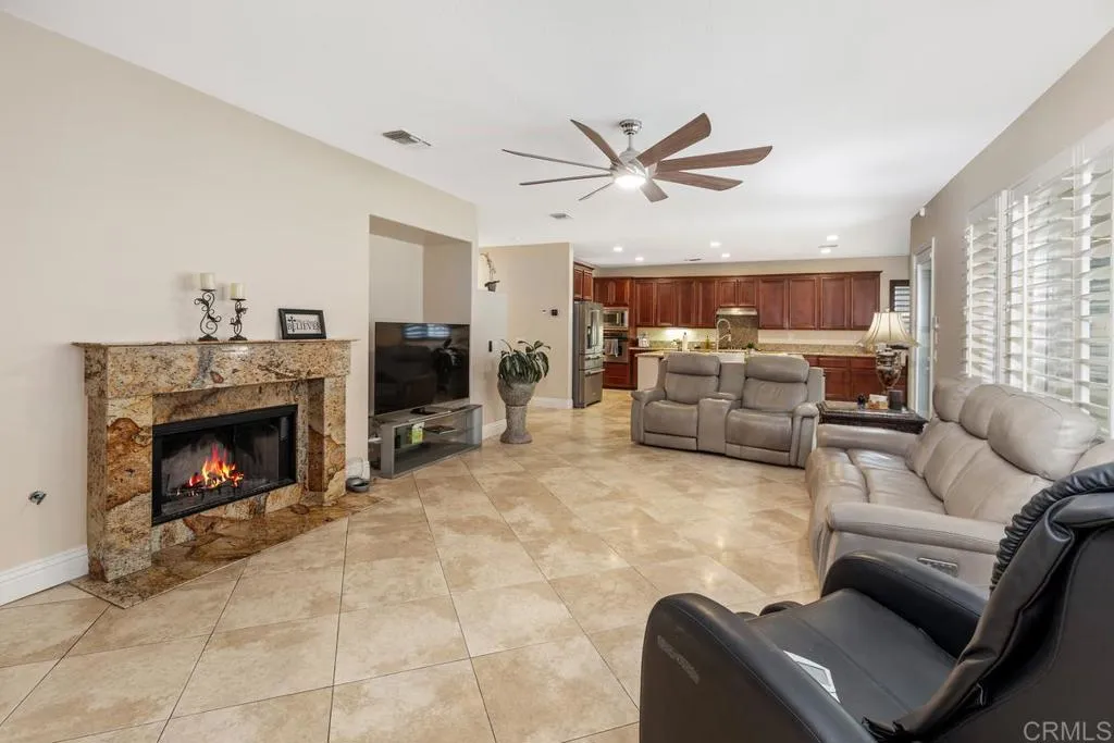 https://cdn.realtyfeed.com/cdn/127/306524343/c72abe6d142463d3e749b6270e311950.webp