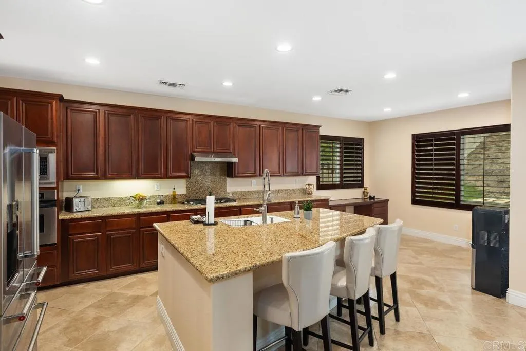 https://cdn.realtyfeed.com/cdn/127/306524343/d9bd871b829cd78d128460129c6adf18.webp