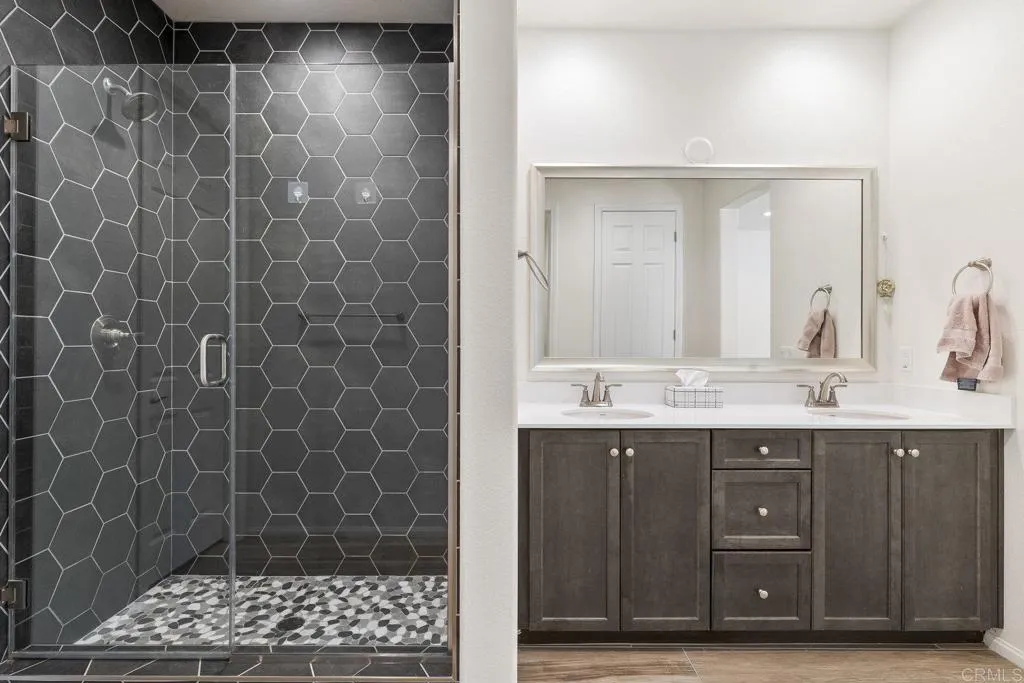 https://cdn.realtyfeed.com/cdn/127/306524372/969a61f0ff1188a3e0045204fea23844.webp