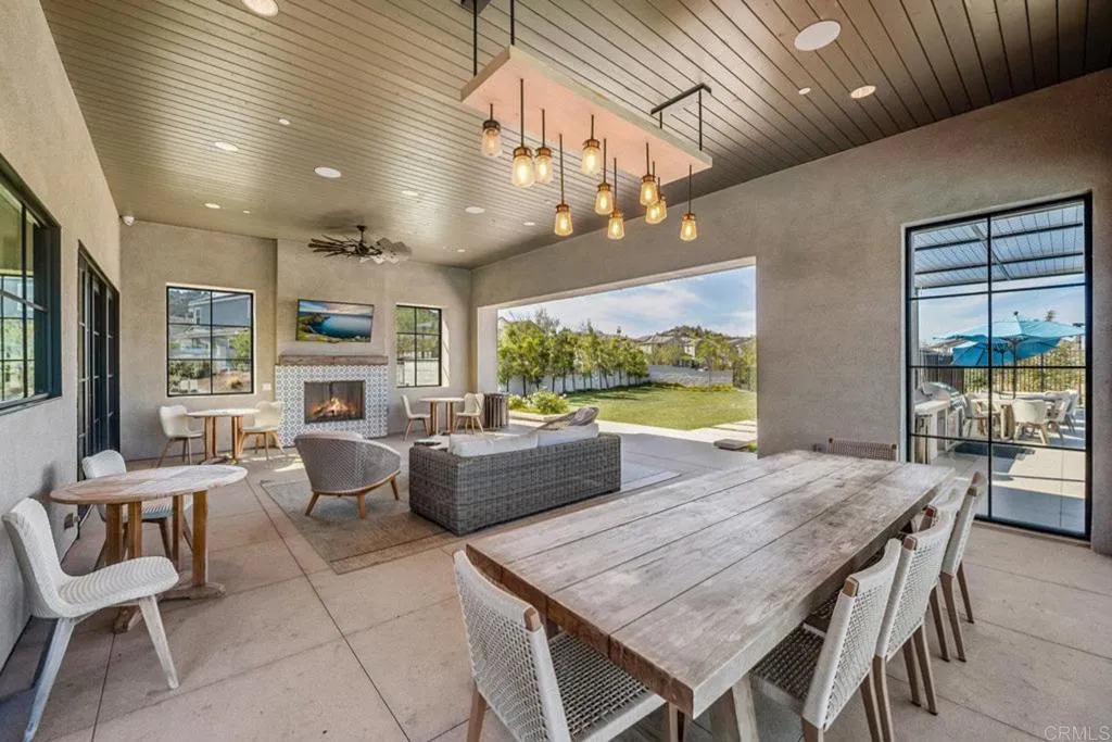 https://cdn.realtyfeed.com/cdn/127/306524372/b35fd123ff7bd0d818b97bde1ea315ea.webp