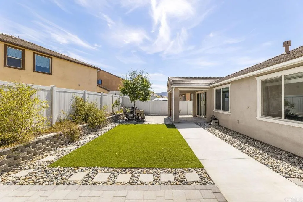 https://cdn.realtyfeed.com/cdn/127/306524372/d2eb8ebd18869f56addfed89cd82b932.webp