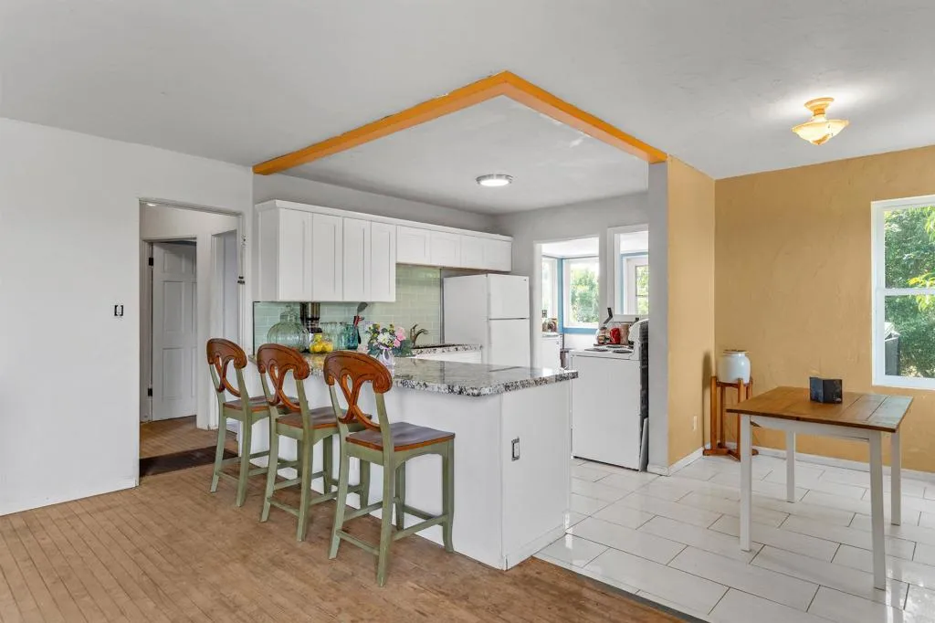 https://cdn.realtyfeed.com/cdn/127/306524389/28c593d284a95c464ed2067f66a14462.webp