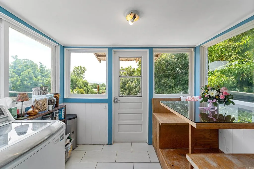 https://cdn.realtyfeed.com/cdn/127/306524389/517d9d7586f578f8c828ee135c1cab01.webp