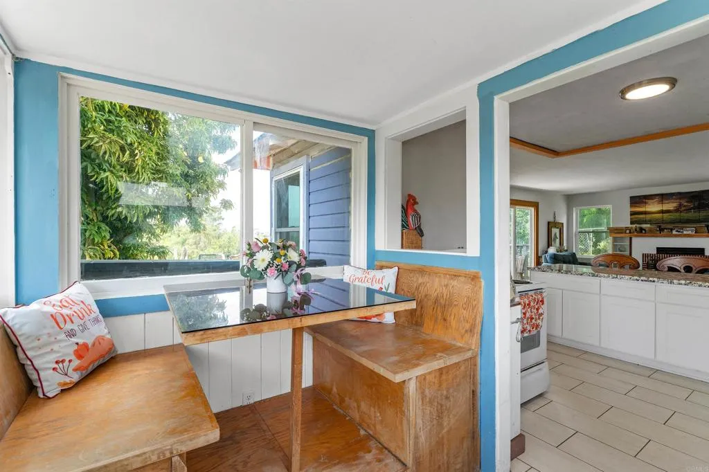 https://cdn.realtyfeed.com/cdn/127/306524389/89b079cc185c58f866fb151bd1be8578.webp