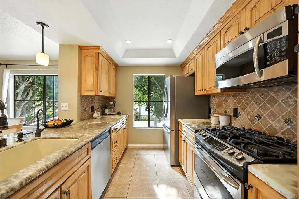 https://cdn.realtyfeed.com/cdn/127/306524421/d95550ae5ae297ffcf5c20cc36b9dc83.webp